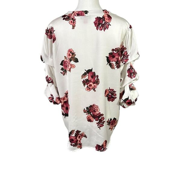 Vince Camuto V-Neck 3/4 Length Sleeves White with Floral Pattern Shirt Sz Small - Picture 6 of 8